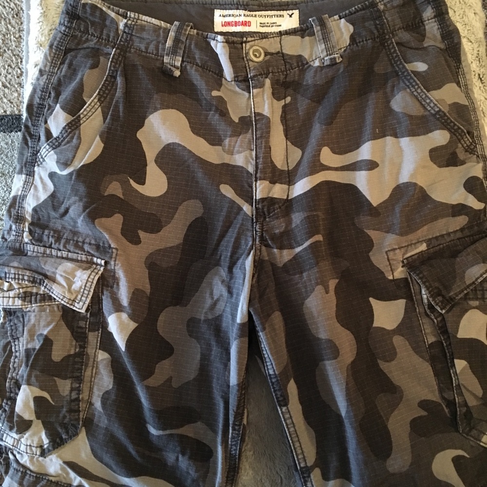 American Eagle Camo Shorts - Longboard
